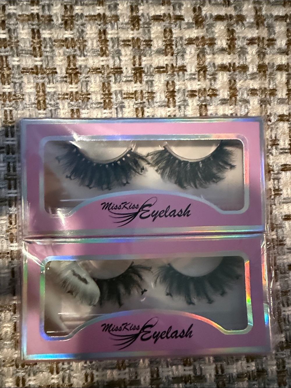 MissKiss Black Flared False Eyelashes — Dramatic Volume Pair